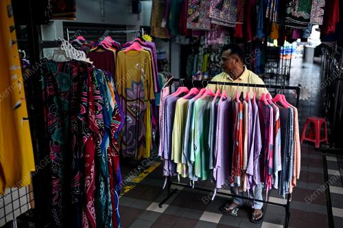 KOMPLEKS MBKT SUNYI TANPA PELANGGAN