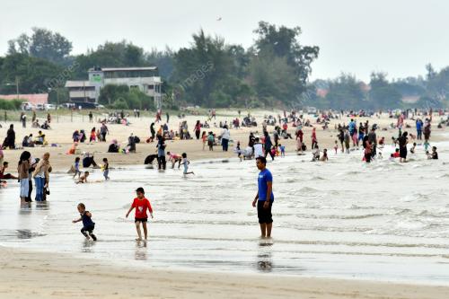 RIADAH DI PANTAI