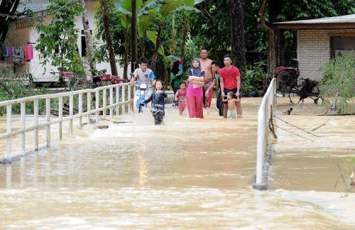 TR21_04012017_BANJIR_SETIU