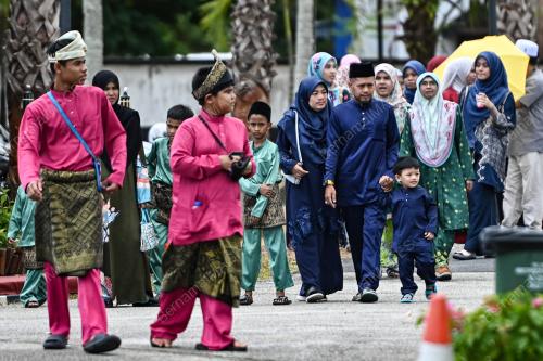 DATUK SERI DR AHMAD SAMSURI MOKHTAR