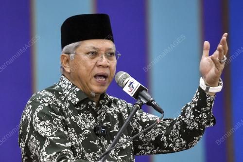 TAN SRI ANNUAR MUSA