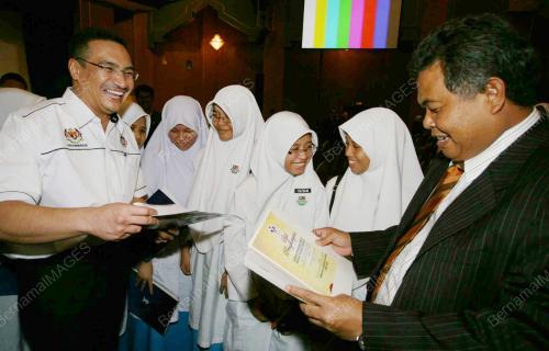 HISHAMMUDDIN TUN HUSSEIN