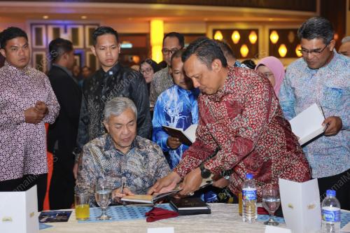 DATUK SERI DR AHMAD ZAHID HAMIDI