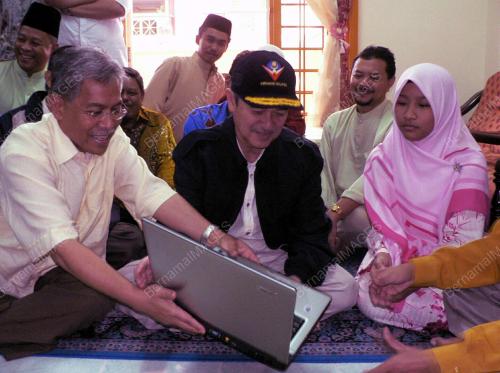 ABDULLAH AHMAD BADAWI