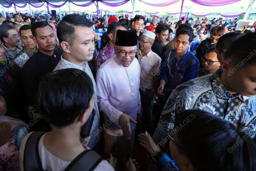 DATUK SERI ANWAR IBRAHIM