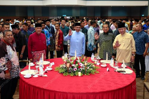 DATUK SERI ANWAR IBRAHIM