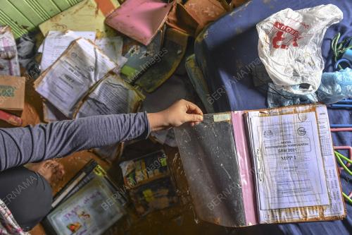 CALON SPM BANJIR