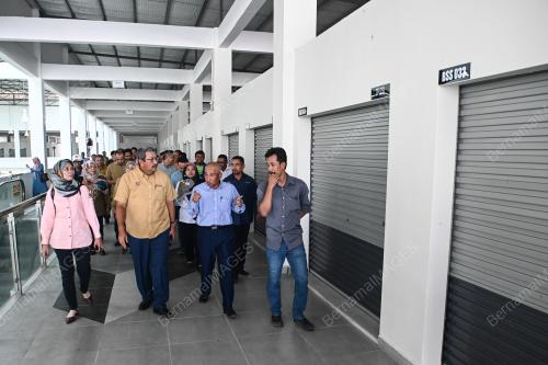 DATUK SERI WAN AHMAD DAHLAN ABDUL AZIZ