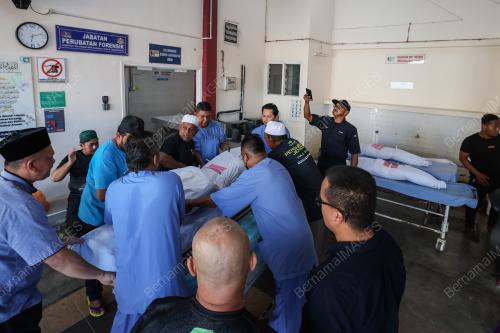JENAZAH MANGSA TRAGEDI KEPALA AIR