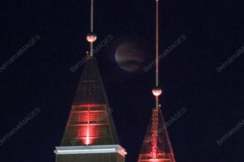 GERHANA BULAN PENUH