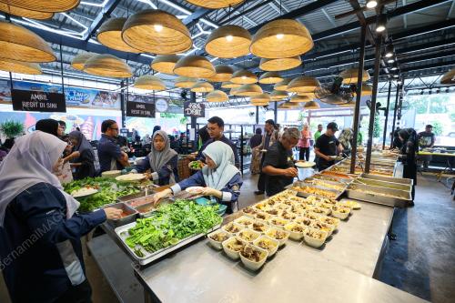 PREMIS PERNIAGAAN DITUTUP 2 JAM