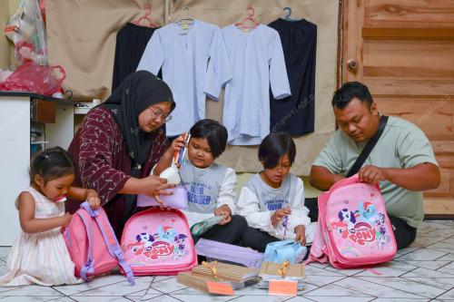 PERSIAPAN SEKOLAH