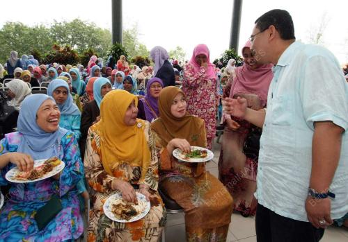 WAN AHMAD FARID WAN SALLEH