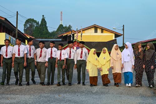HARI PERTAMA SESI PERSEKOLAHAN 2025/2026
