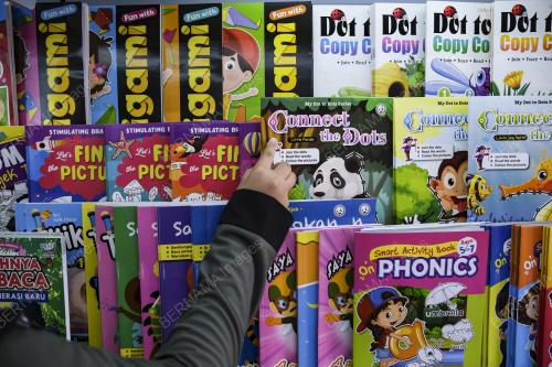 HARI BUKU DAN HAK CIPTA SEDUNIA
