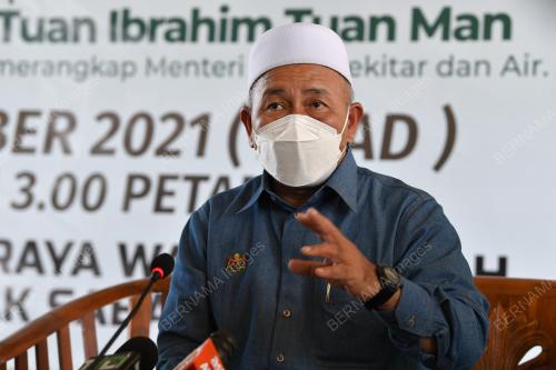 TR24_03102021_PASARAYA_WAKAF