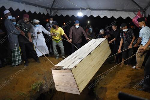 ALLAHYARHAM DATUK SERI ZOLKPLES EMBONG