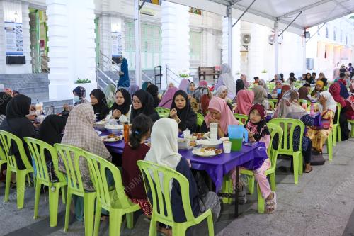 IFTAR MUHIBBAH MASJID ABIDIN