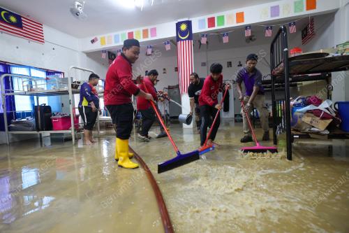 BANJIR DUNGUN