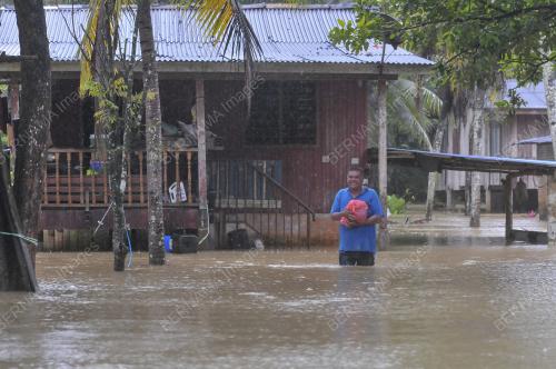 BANJIR DI KAMPUNG KEPAH