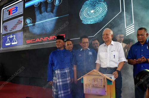 TR25_04052018_NAJIB_BN201805037490