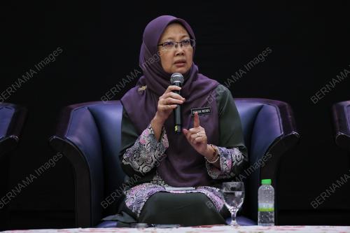 DR ZALIHA MUSTAFA