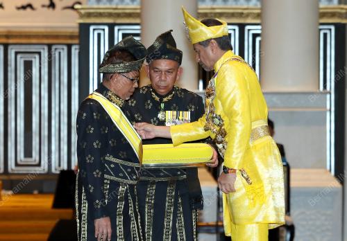 SULTAN MIZAN ZAINAL ABIDIN