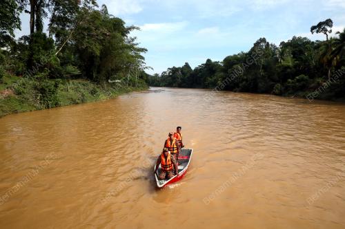 OPERASI MENCARI MANGSA KEPALA AIR