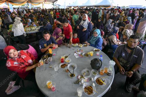 MAJLIS RUMAH TERBUKA MALAYSIA
