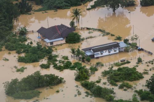 BANJIR DI PANTAI TIMUR