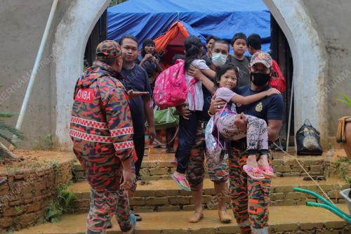 BANJIR TERPERANGKAP