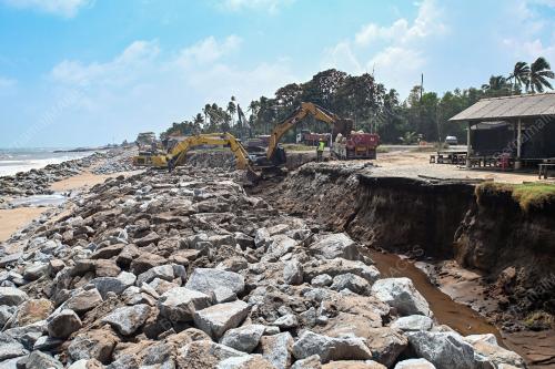 BAIK PULIH HAKISAN PANTAI