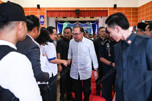 DATUK SERI ANWAR IBRAHIM