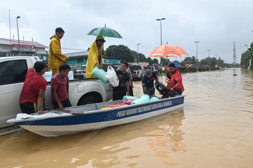 TINJAUAN BANJIR BATU 24