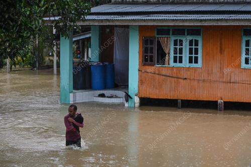 BANJIR PERMAISURI