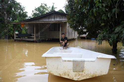 TR27_29112017_BANJIR