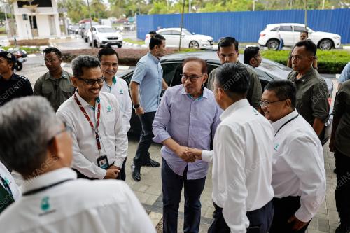 DATUK SERI ANWAR IBRAHIM