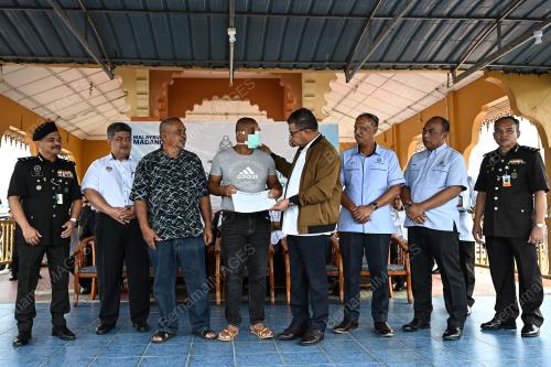 DATUK SERI SAIFUDDIN NASUTION ISMAIL
