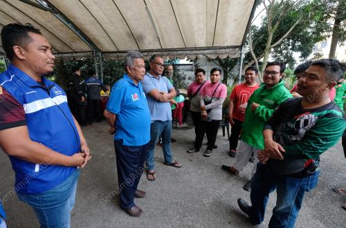 DATUK SERI AHMAD SAID
