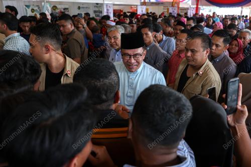 DATUK SERI ANWAR IBRAHIM