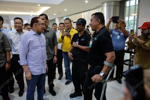 DATUK SERI ANWAR IBRAHIM