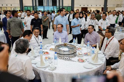 DATUK SERI ANWAR IBRAHIM