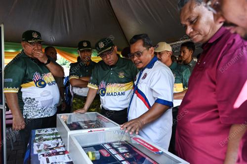DATUK SERI SAIFUDDIN NASUTION ISMAIL