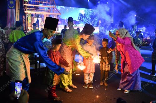 MAJLIS RUMAH TERBUKA MALAYSIA