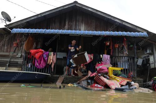 BANJIR DUNGUN