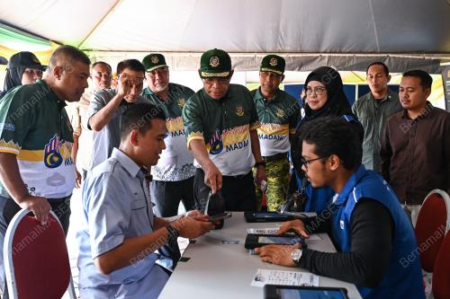 DATUK SERI SAIFUDDIN NASUTION ISMAIL