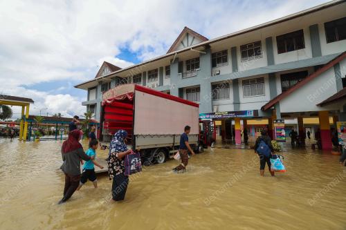 BANJIR DUNGUN