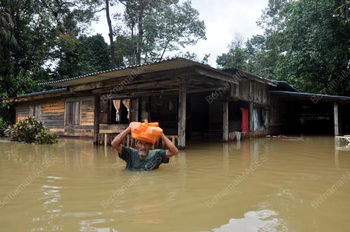 TR40_24122014_BANJIR
