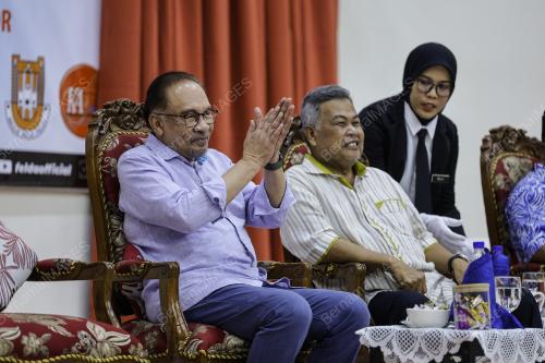 DATUK SERI ANWAR IBRAHIM