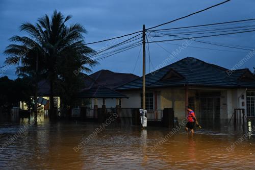 BANJIR TAMAN DESA TANJUNG DAMAI